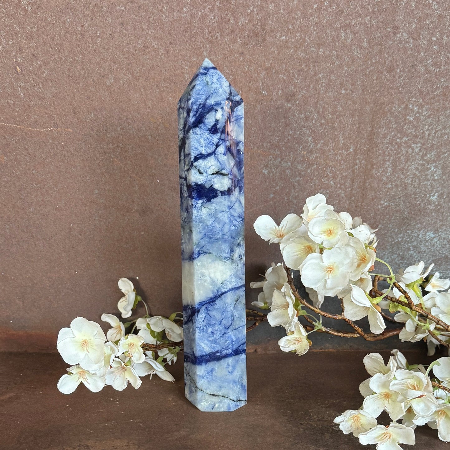 Sodalite Crystal Tower – Truth, Clarity & Spiritual Awakening