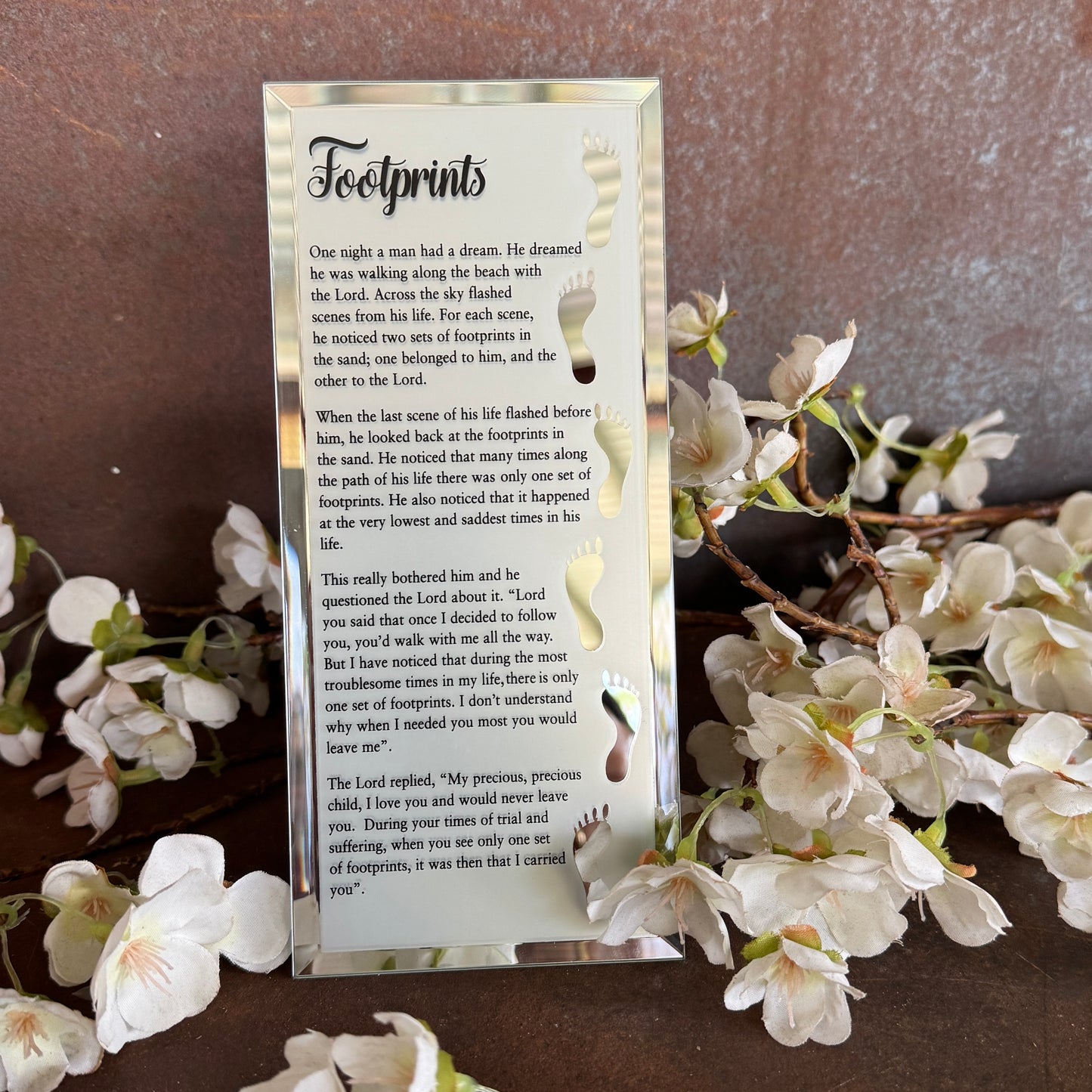 Footprints in the Sand Glass Plaque – Faith, Comfort & Divine Support Memorial Spiritual Gift