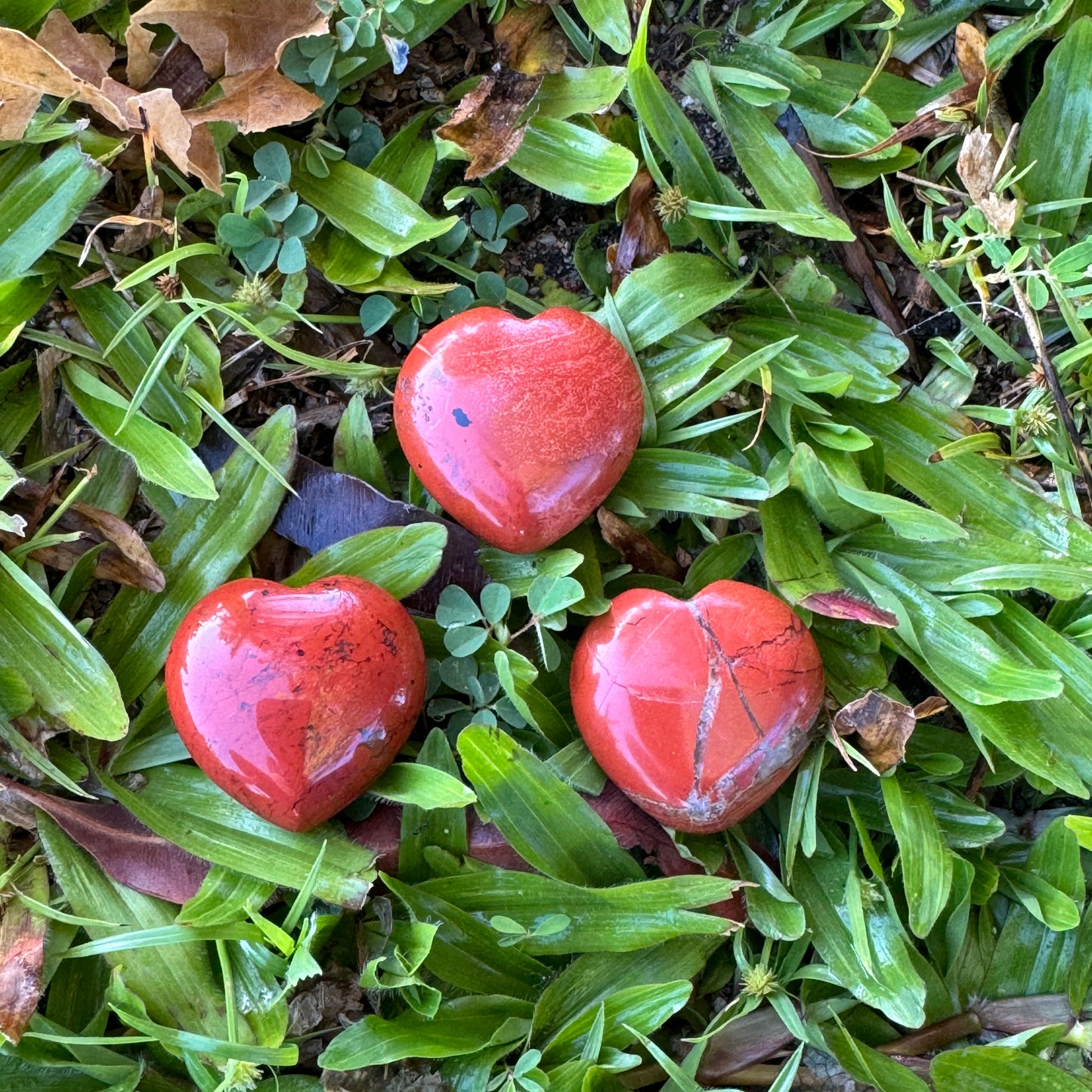 Red Jasper Heart Crystal – Grounding, Strength & Spiritual Healing