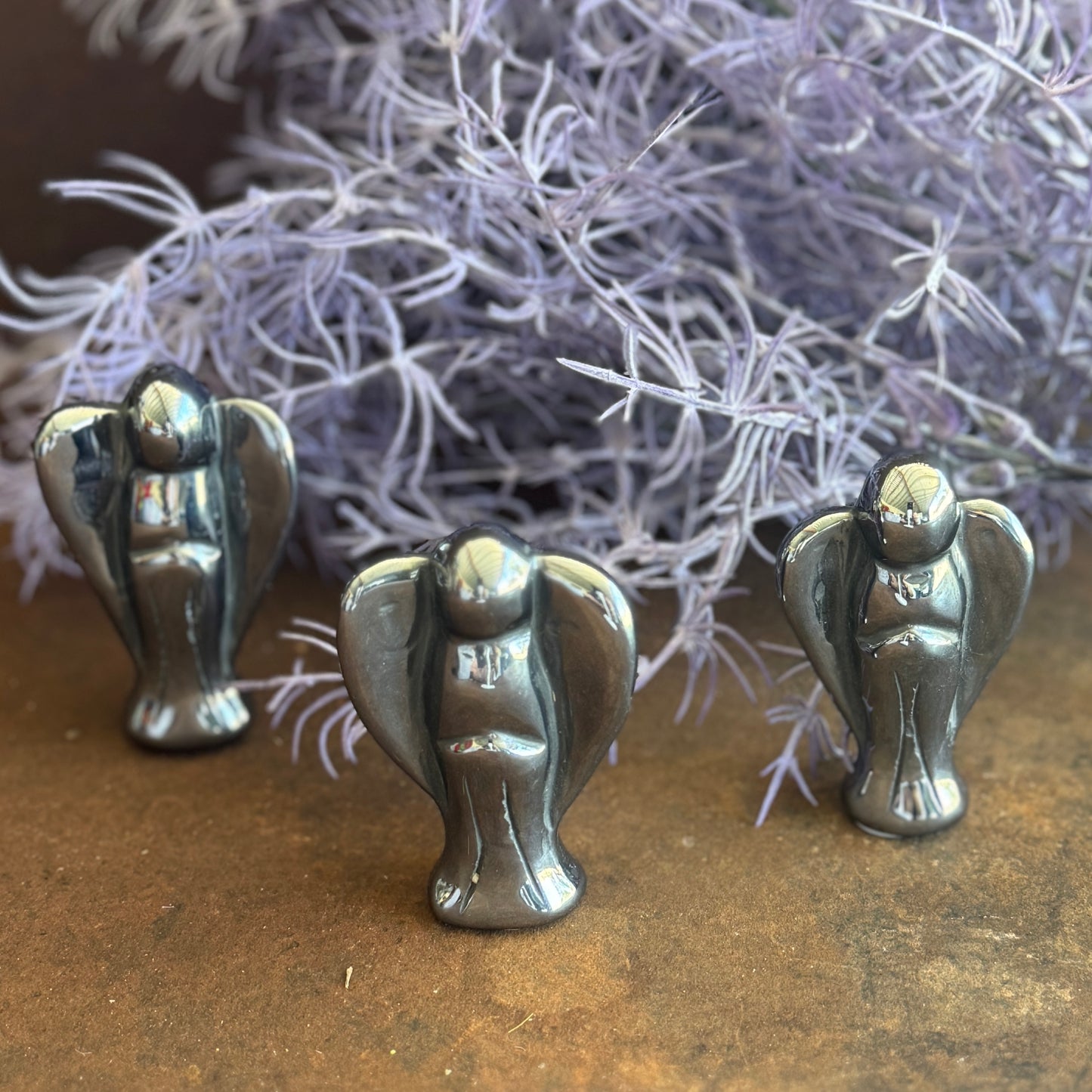 Hematite Angel (Approx. 6.5cm) – Protection, Grounding & Spiritual Guidance