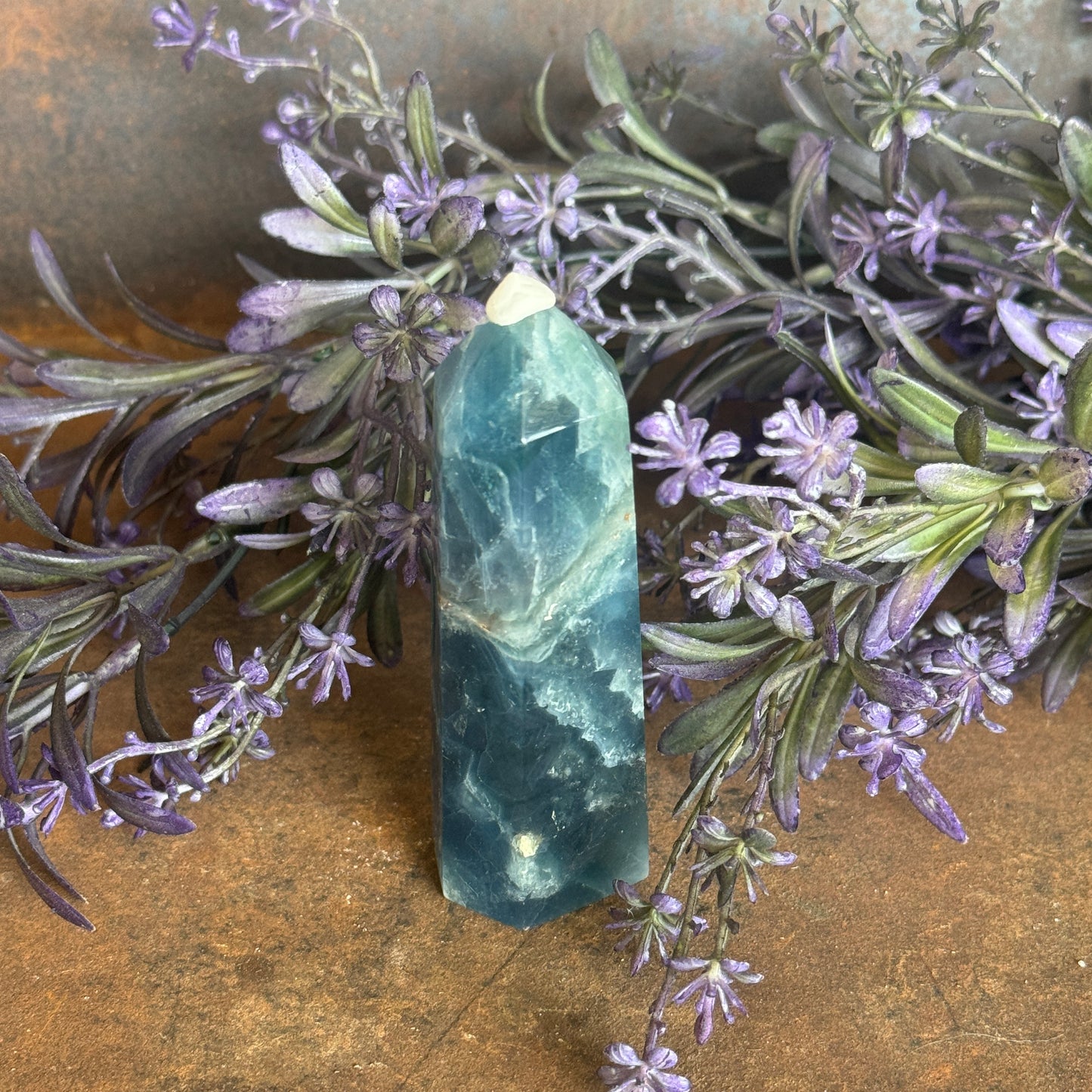 Blue Fluorite Tower – Clarity, Communication & Spiritual Growth