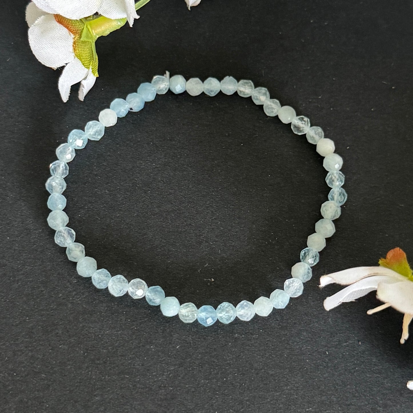 Aquamarine Faceted Crystal Bracelet 4mm – Spiritual Healing, Emotional Balance & Clear Communication