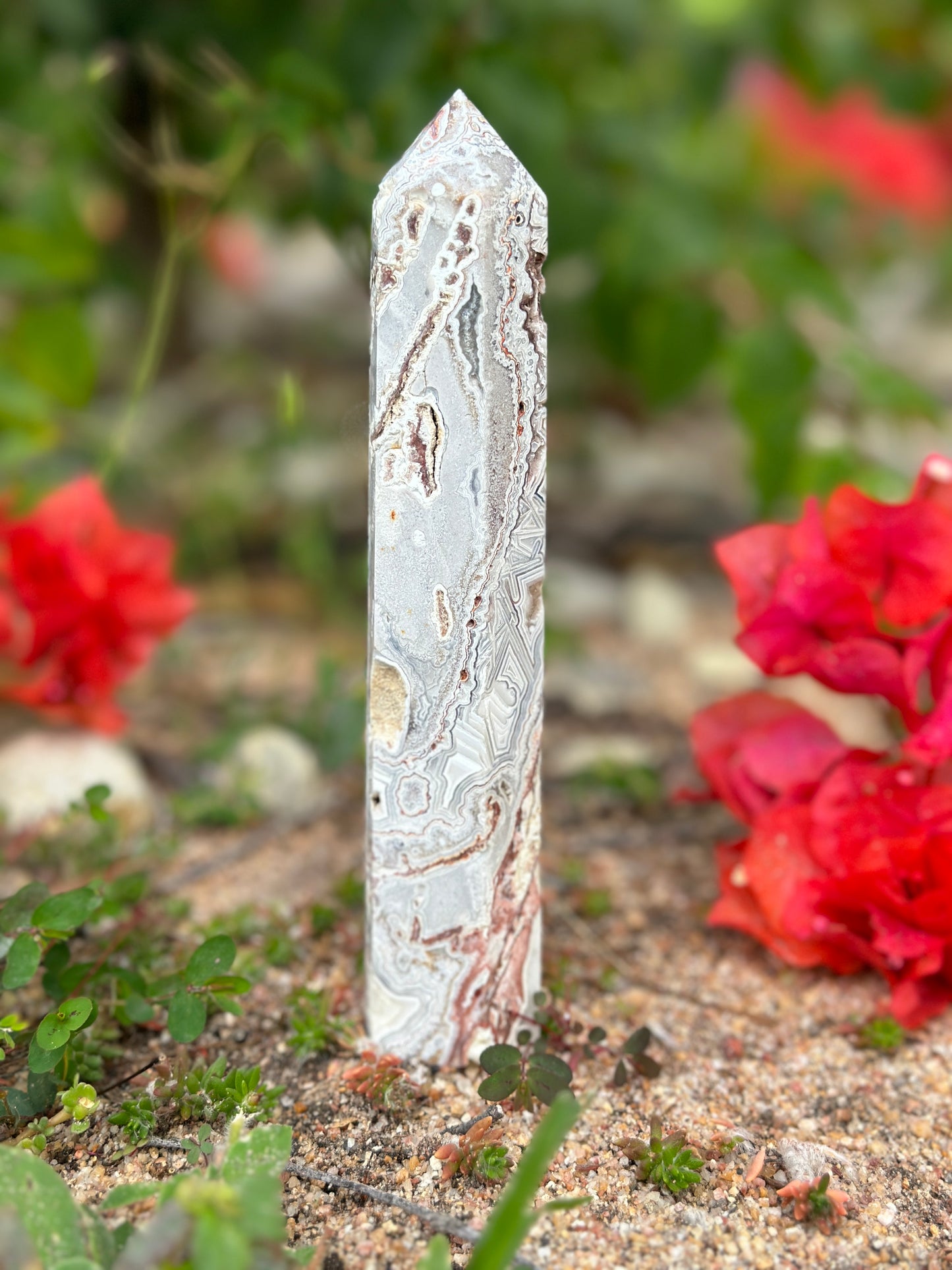 Mexican Agate Tower – Grounding Energy, Emotional Clarity & Spiritual Transformation