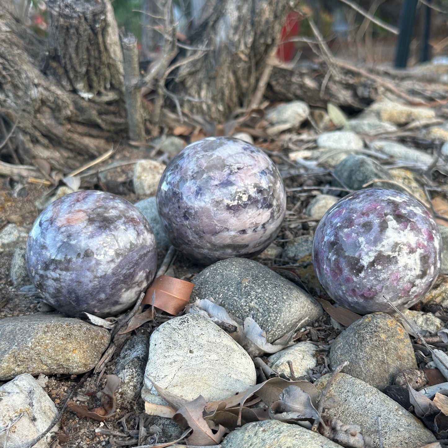 Pink Unicorn Crystal Sphere – Emotional Healing, Heart Energy & Spiritual Protection