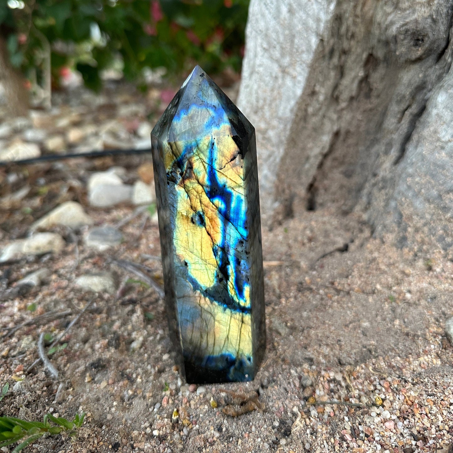 Labradorite Tower (Large) – Transformation, Protection & Divine Awakening