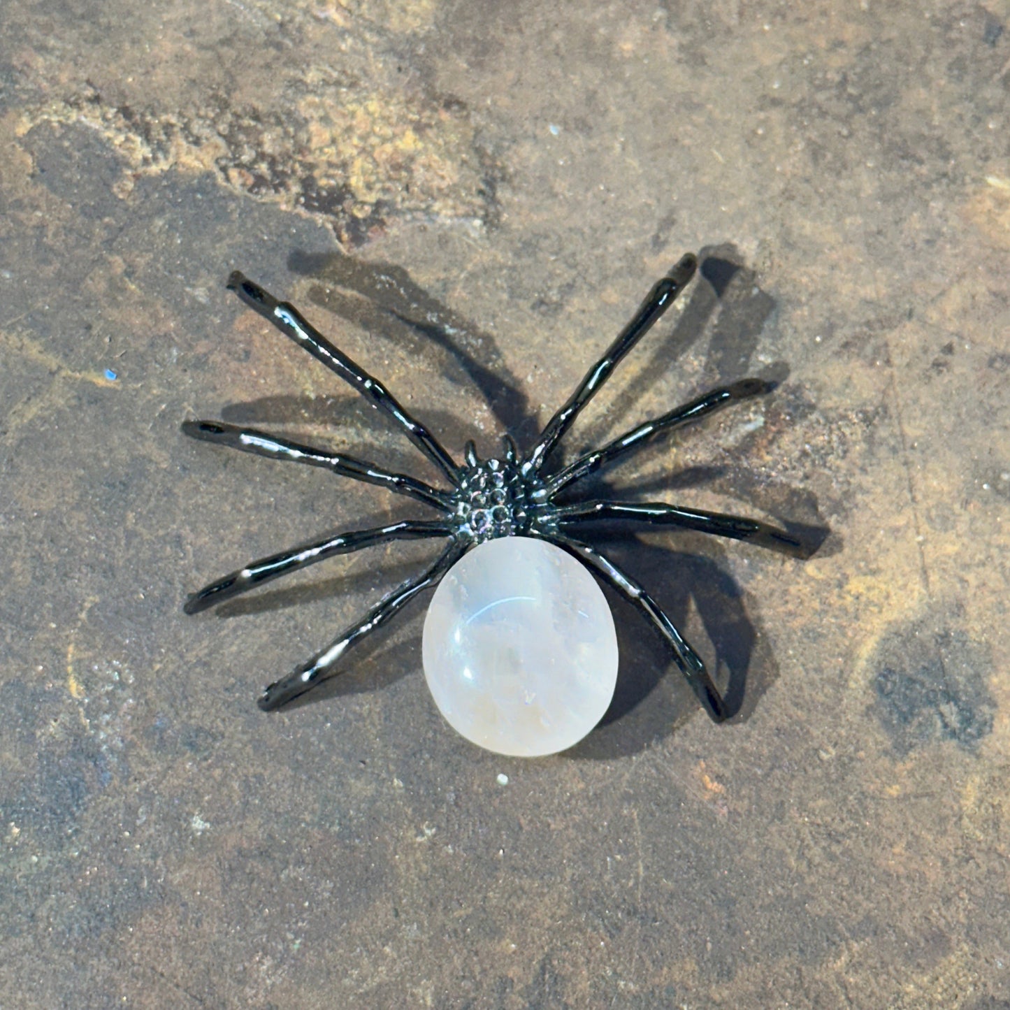 Spider with Crystal Gem – Symbol of Creativity, Protection & Healing Energy