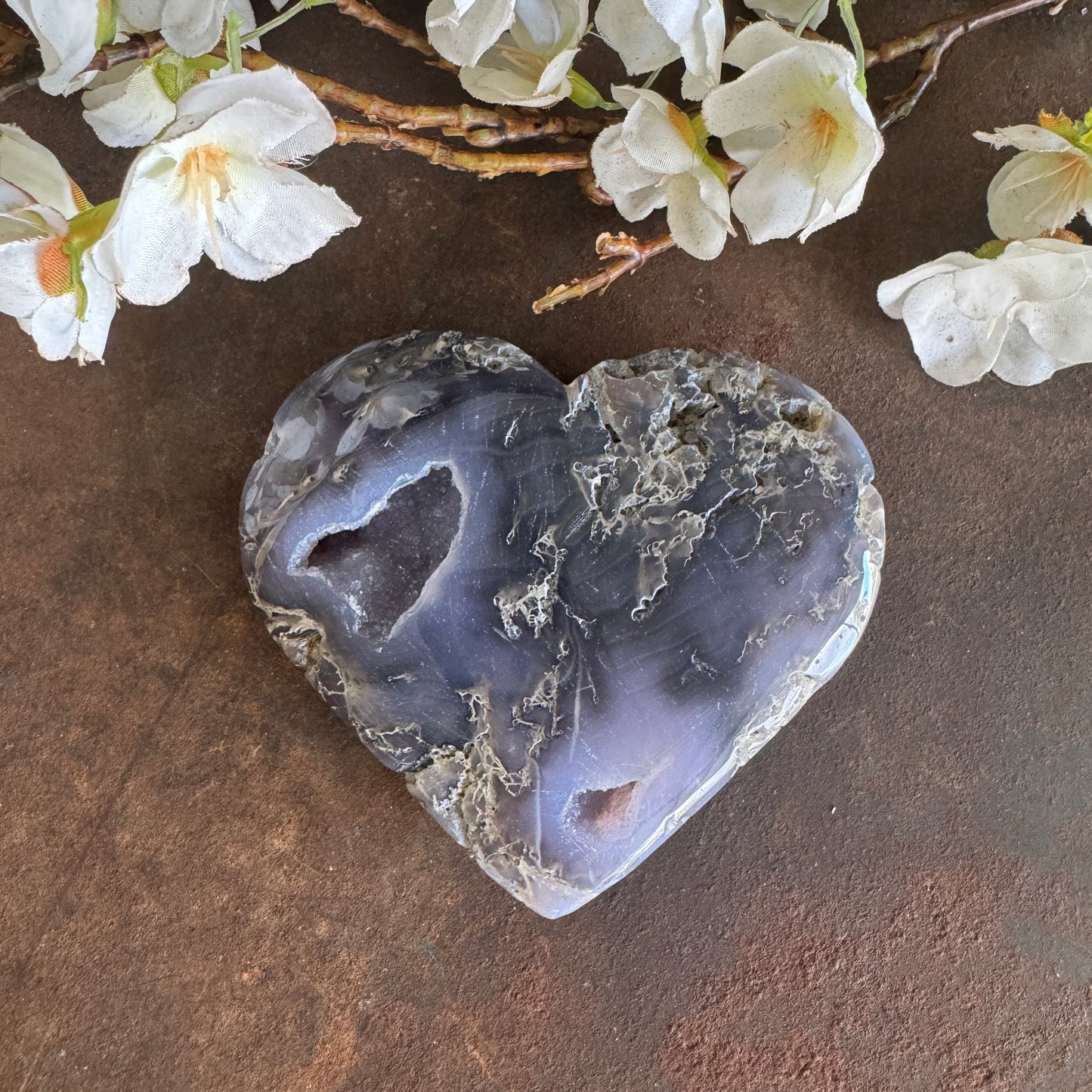 Moss Agate Heart – Crystal for New Beginnings, Growth & Emotional Healing