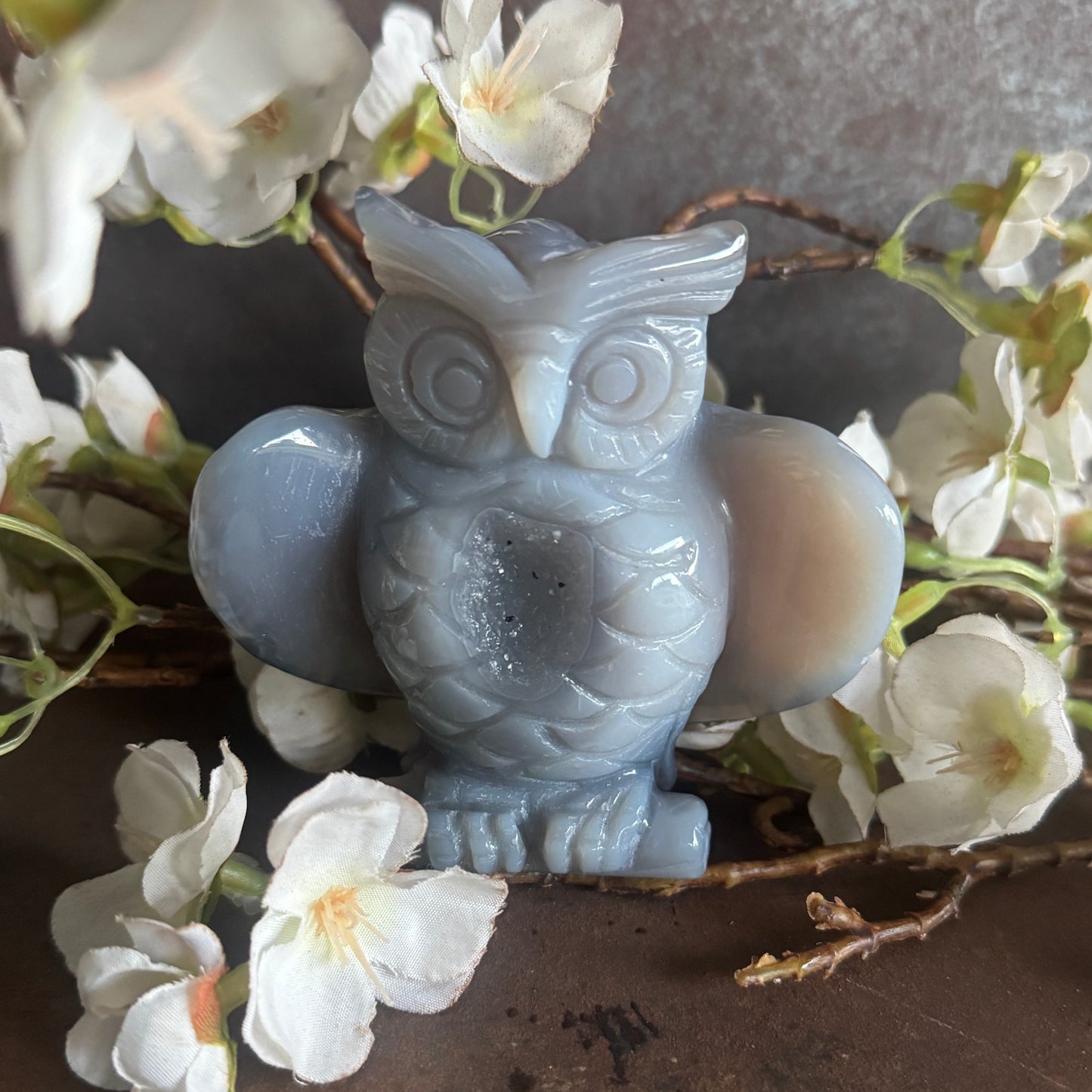 Agate Crystal Owl with Geode – Symbol of Wisdom, Protection & Inner Strength