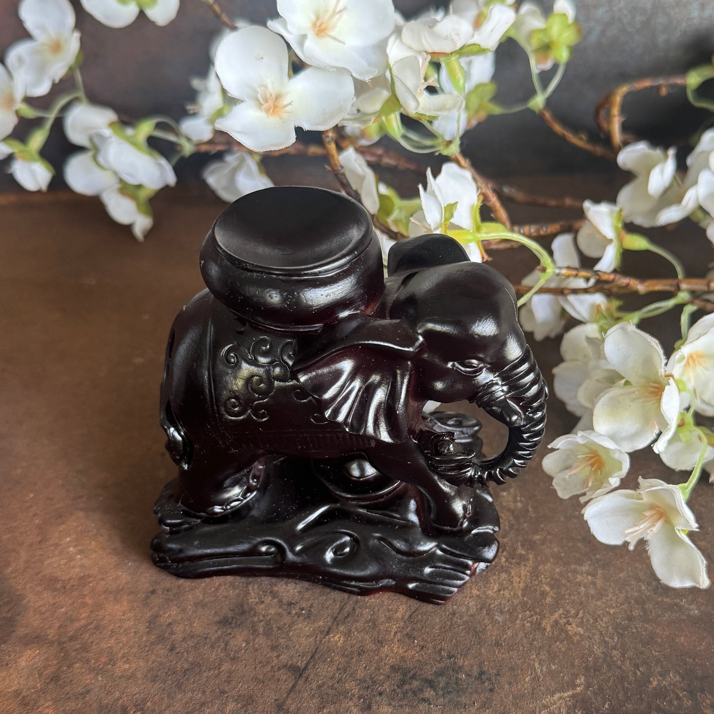 Elephant Sphere Holder – Timber-Look Crystal Sphere Stand