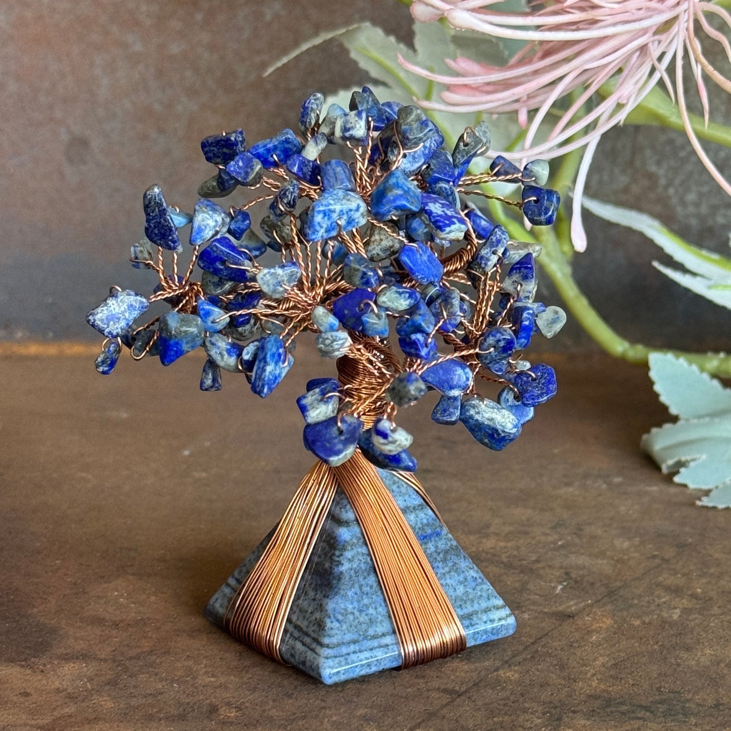 Flowering Crystal Tree Pyramid – Healing Crystals for Energy Amplification, Abundance & Spiritual Decor