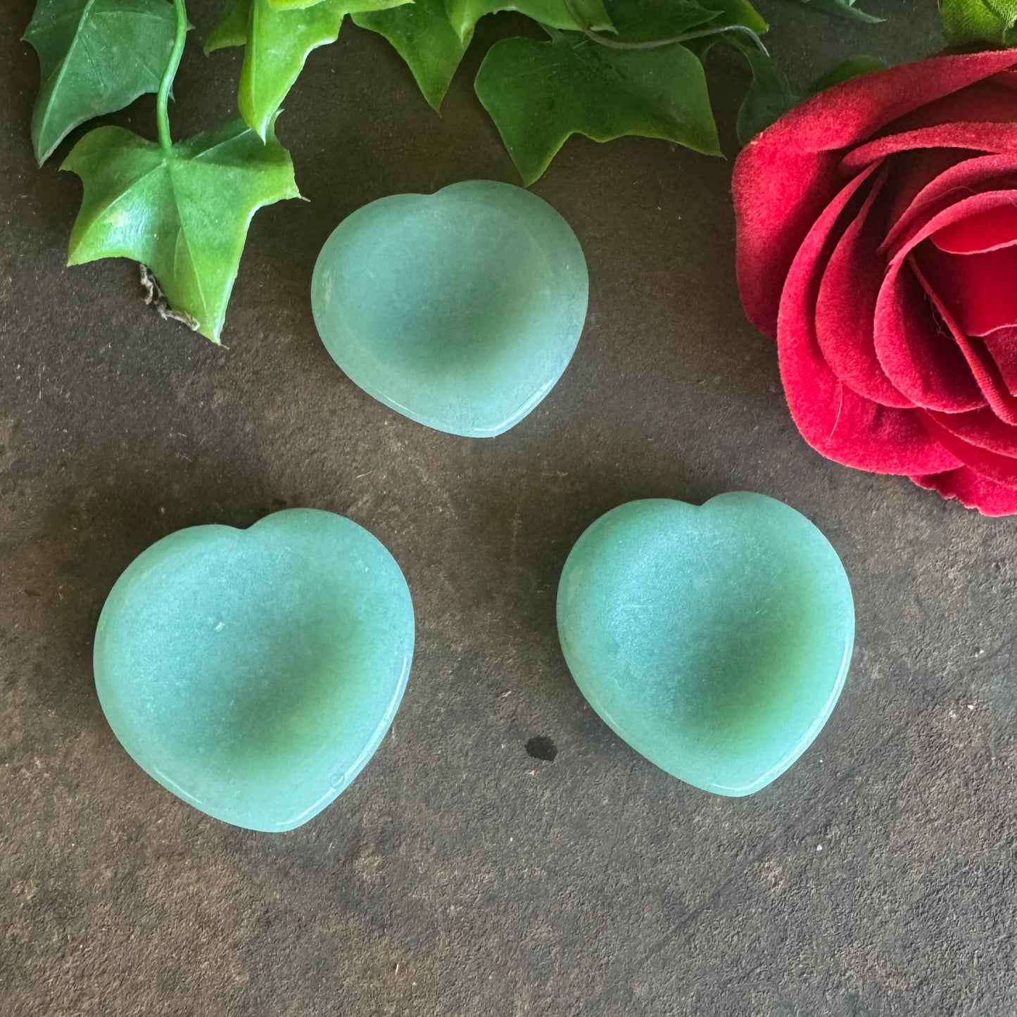 Heart-Shaped Crystal Thumb Stones – Worry Stones for Healing, Protection & Inner Calm (4x4cm x 3mm)