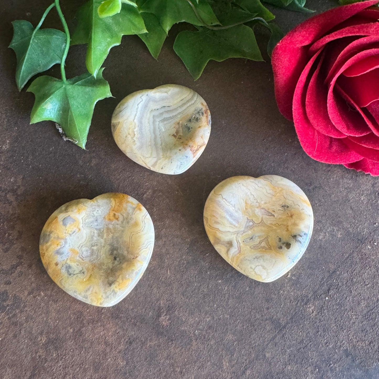 Heart-Shaped Crystal Thumb Stones – Worry Stones for Healing, Protection & Inner Calm (4x4cm x 3mm)