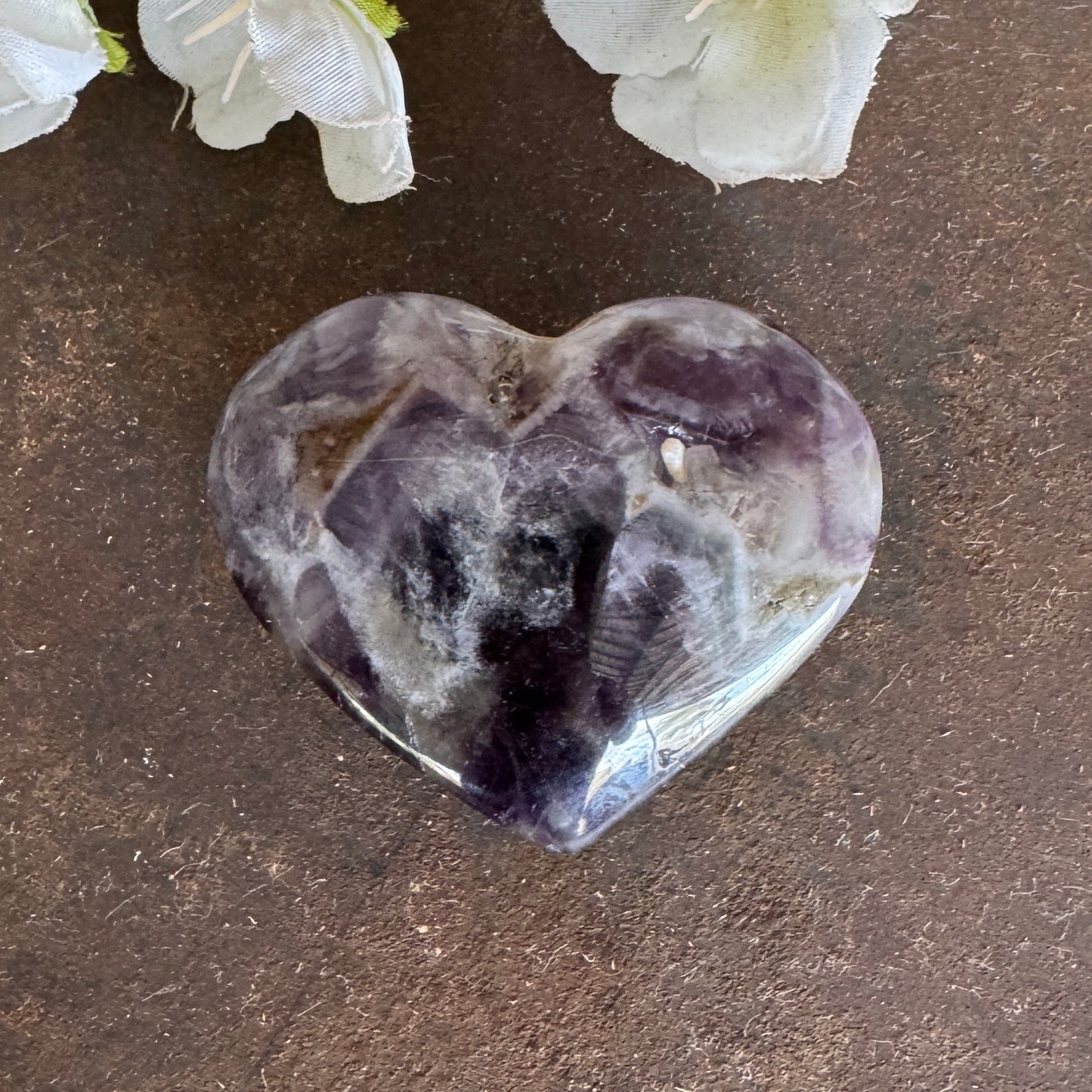 Chevron Amethyst Crystal Hearts – Emotional Healing, Grief Support & Spiritual Protection