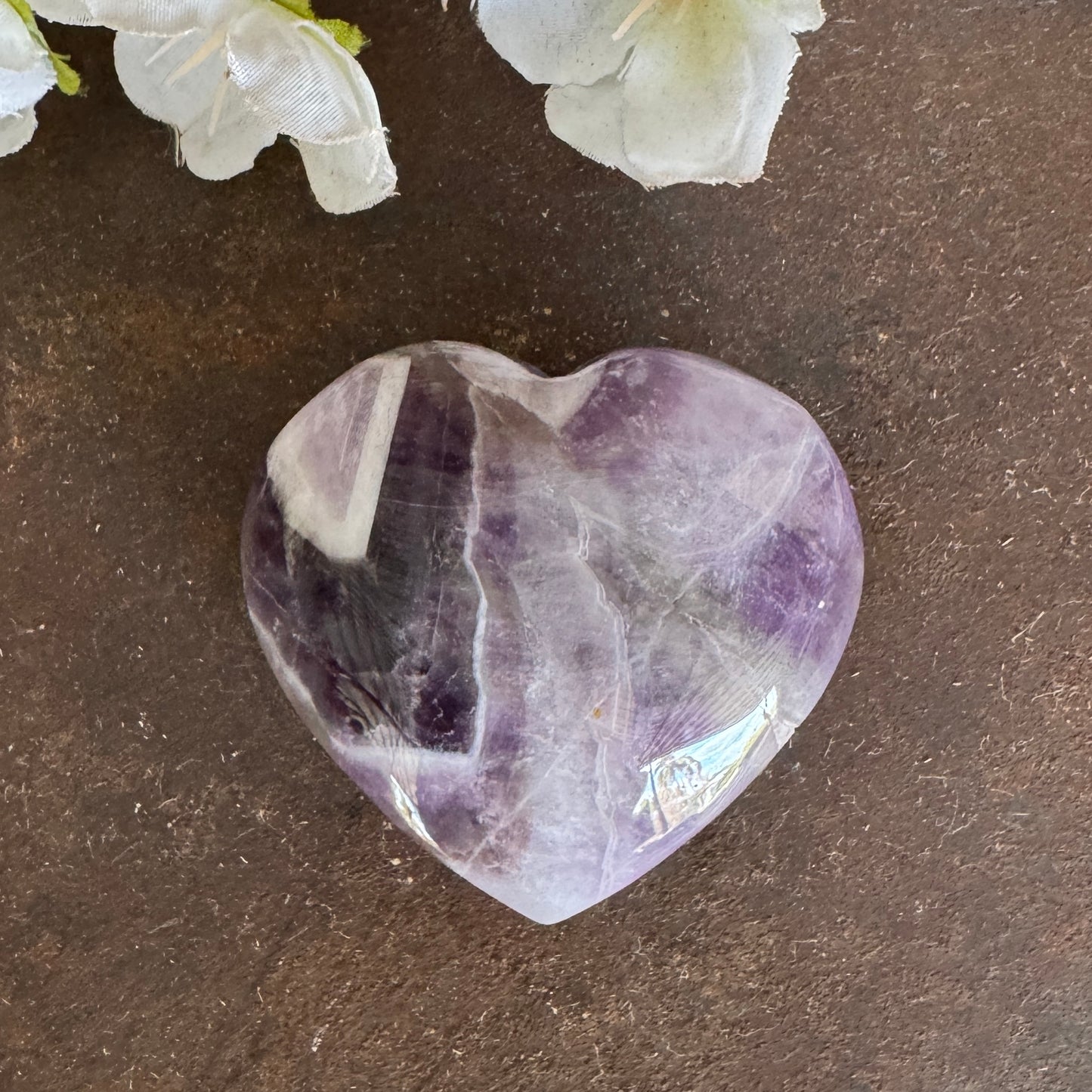 Chevron Amethyst Crystal Hearts – Emotional Healing, Grief Support & Spiritual Protection