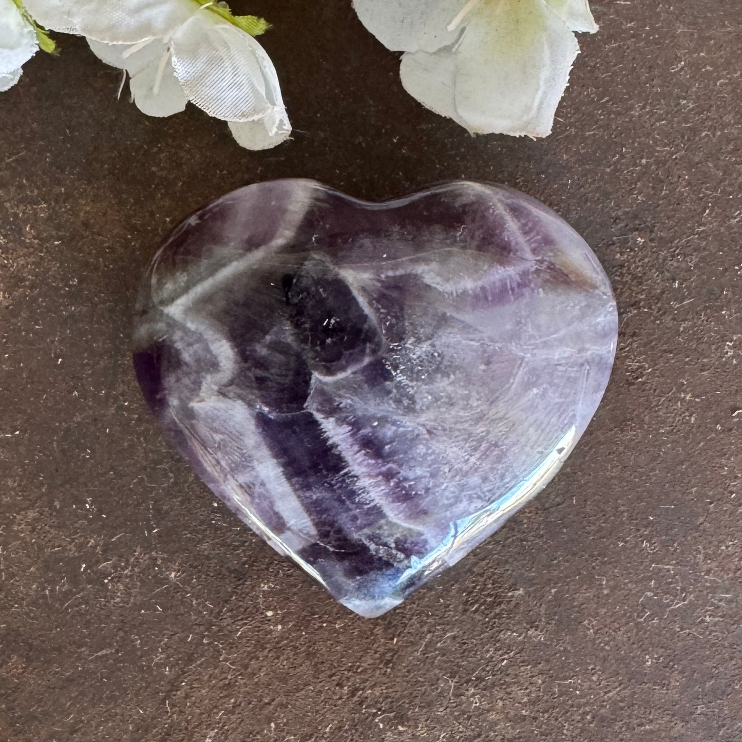 Chevron Amethyst Crystal Hearts – Emotional Healing, Grief Support & Spiritual Protection