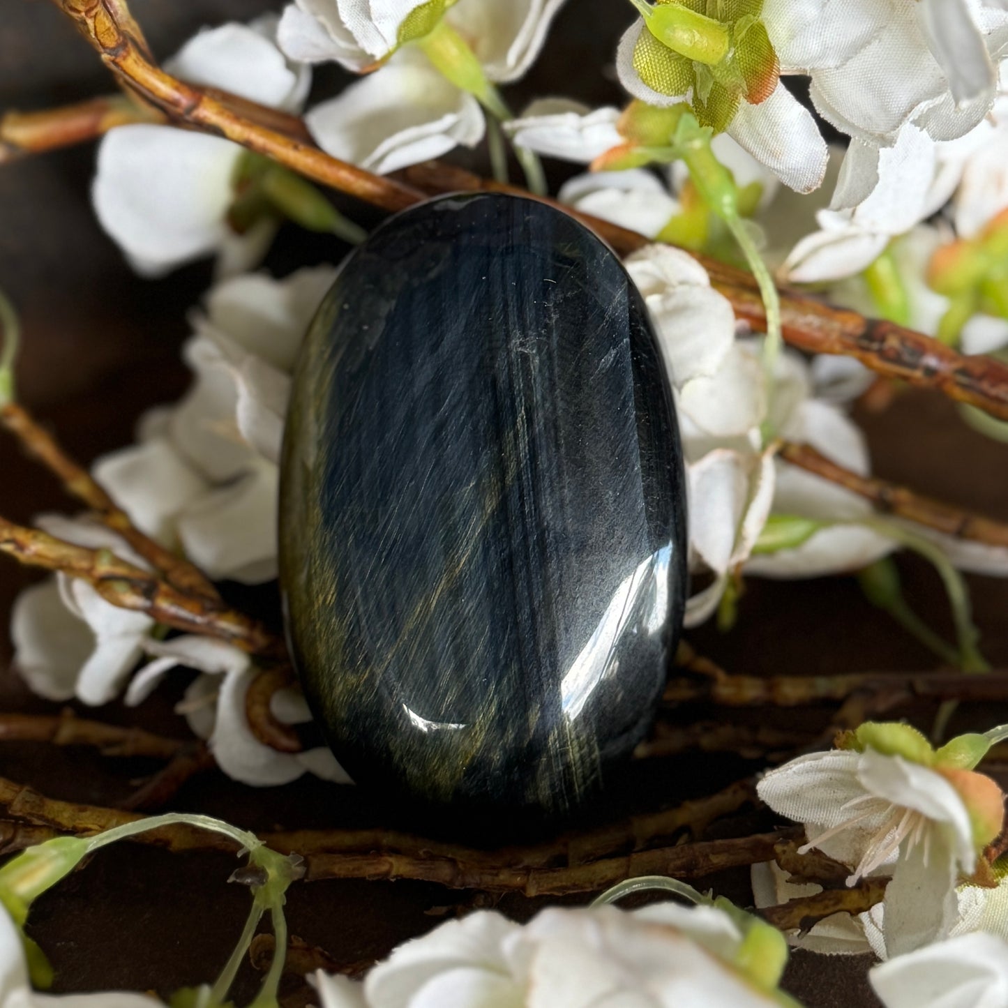 Blue Tiger’s Eye Palm Stone – Spiritual Healing, Protection & Calm Focus