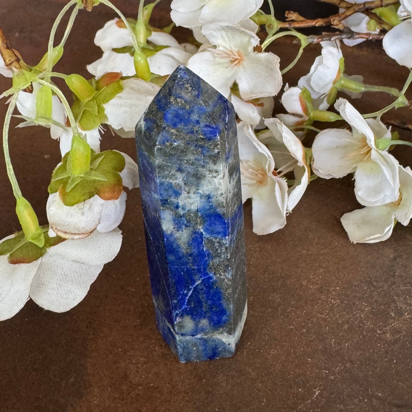 Lapis Lazuli Towers – Crystal of Truth, Wisdom & Spiritual Awakening