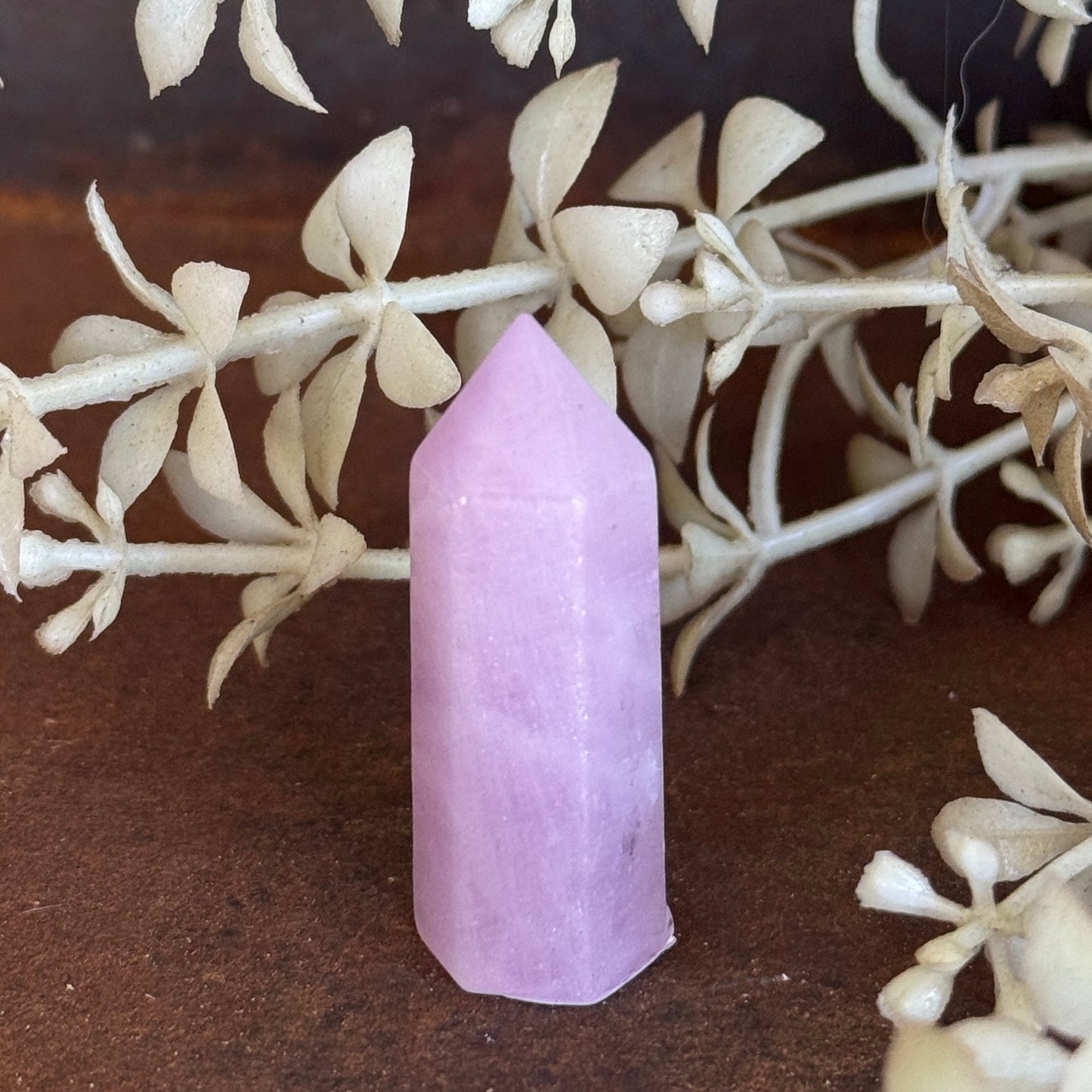 Kunzite Tower – Emotional Healing, Heart Chakra & Spiritual Awakening