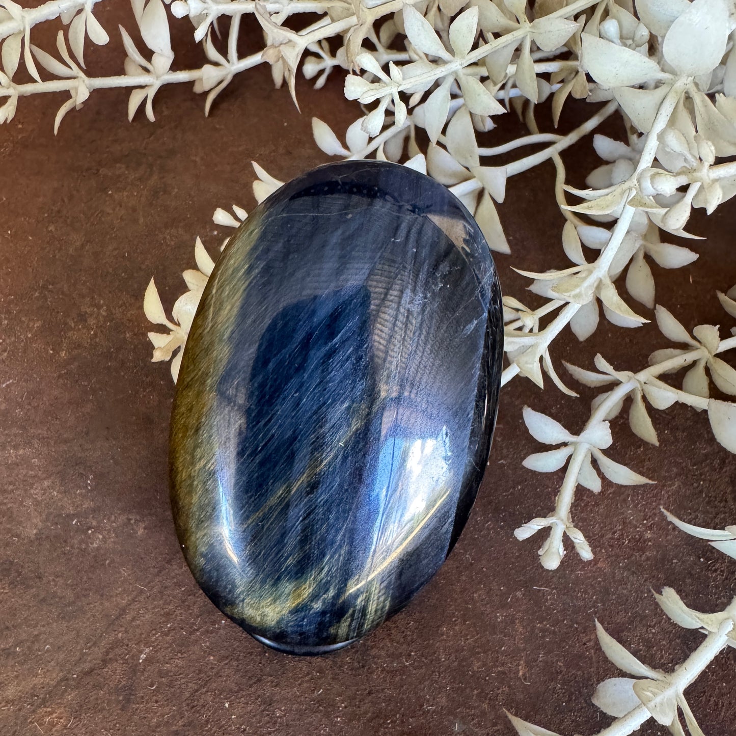 Blue Tiger’s Eye Palm Stone – Spiritual Healing, Protection & Calm Focus
