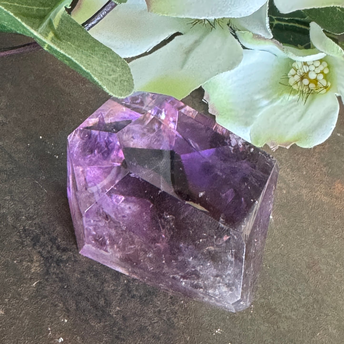 Amethyst Free Shapes – Spiritual Healing, Calm & Inner Peace