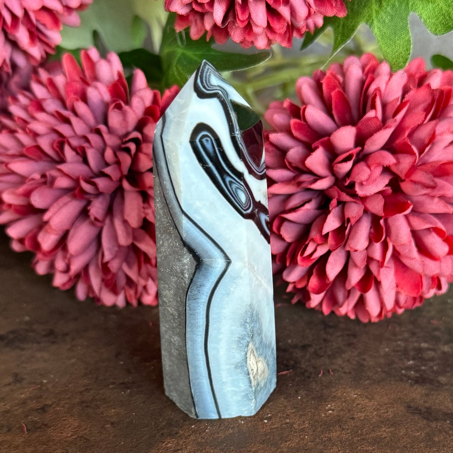Black Agate Towers – Crystal of Grounding, Strength & Spiritual Protection