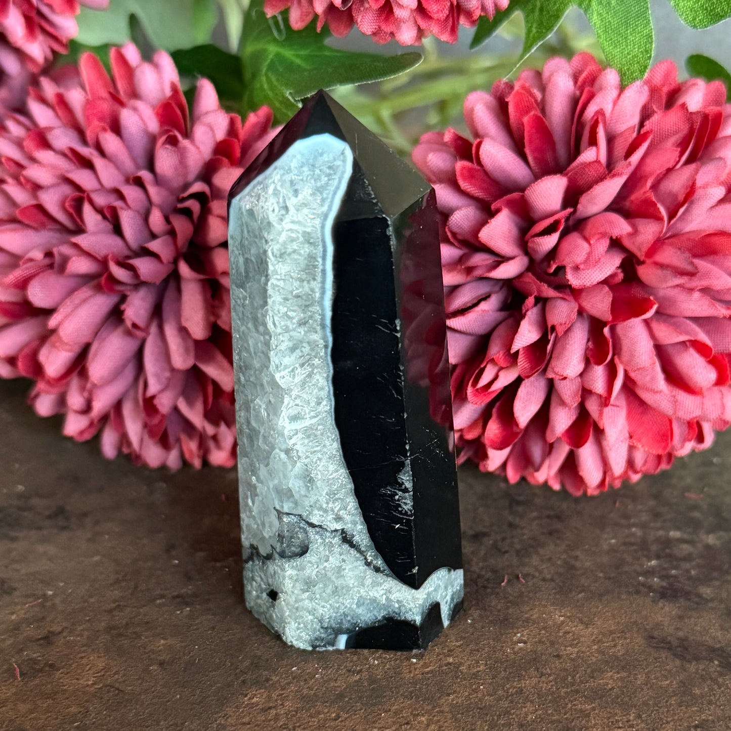 Black Agate Towers – Crystal of Grounding, Strength & Spiritual Protection