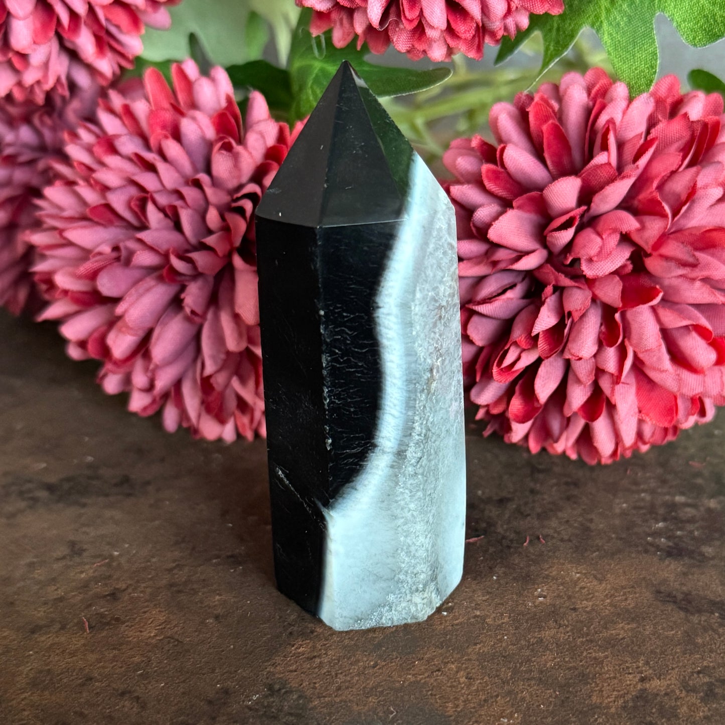 Black Agate Towers – Crystal of Grounding, Strength & Spiritual Protection