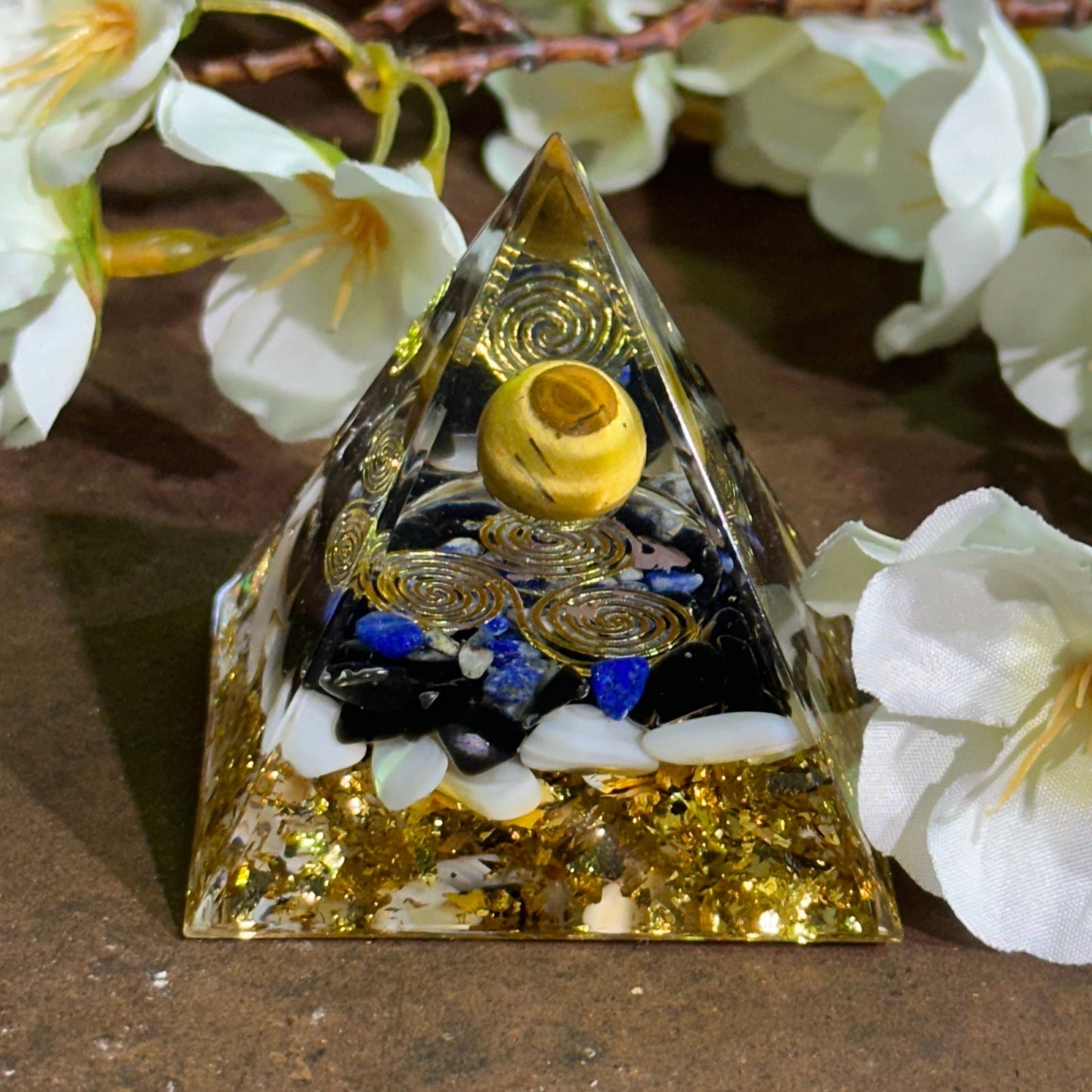 Orgonite Pyramid with Amethyst, Tiger’s Eye & Flower of Life – Protection, Balance & Spiritual Healing