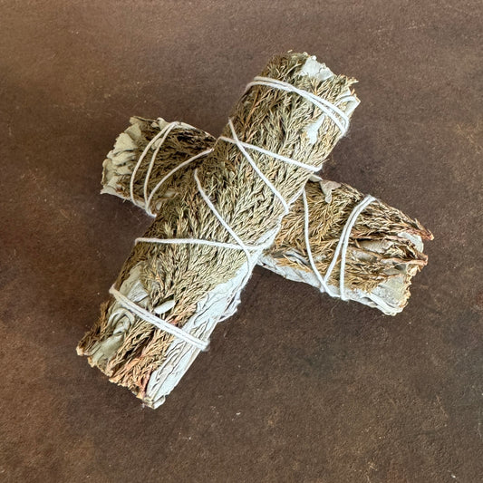 Cedar & White Sage Smudge Stick (10cm) – Spiritual Protection, Grounding & Energy Cleansing