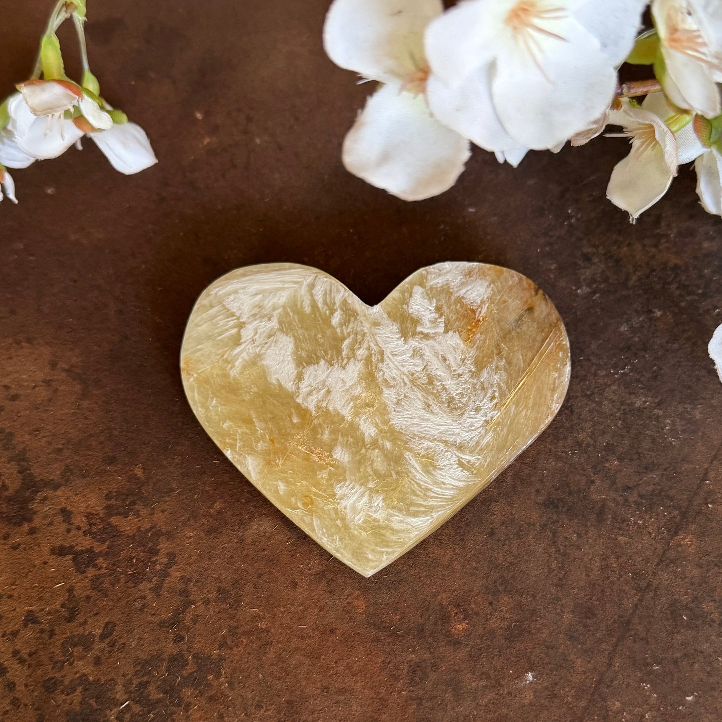 Golden Mica Crystal Hearts – Radiance, Confidence & Powerful Spiritual Healing Energy