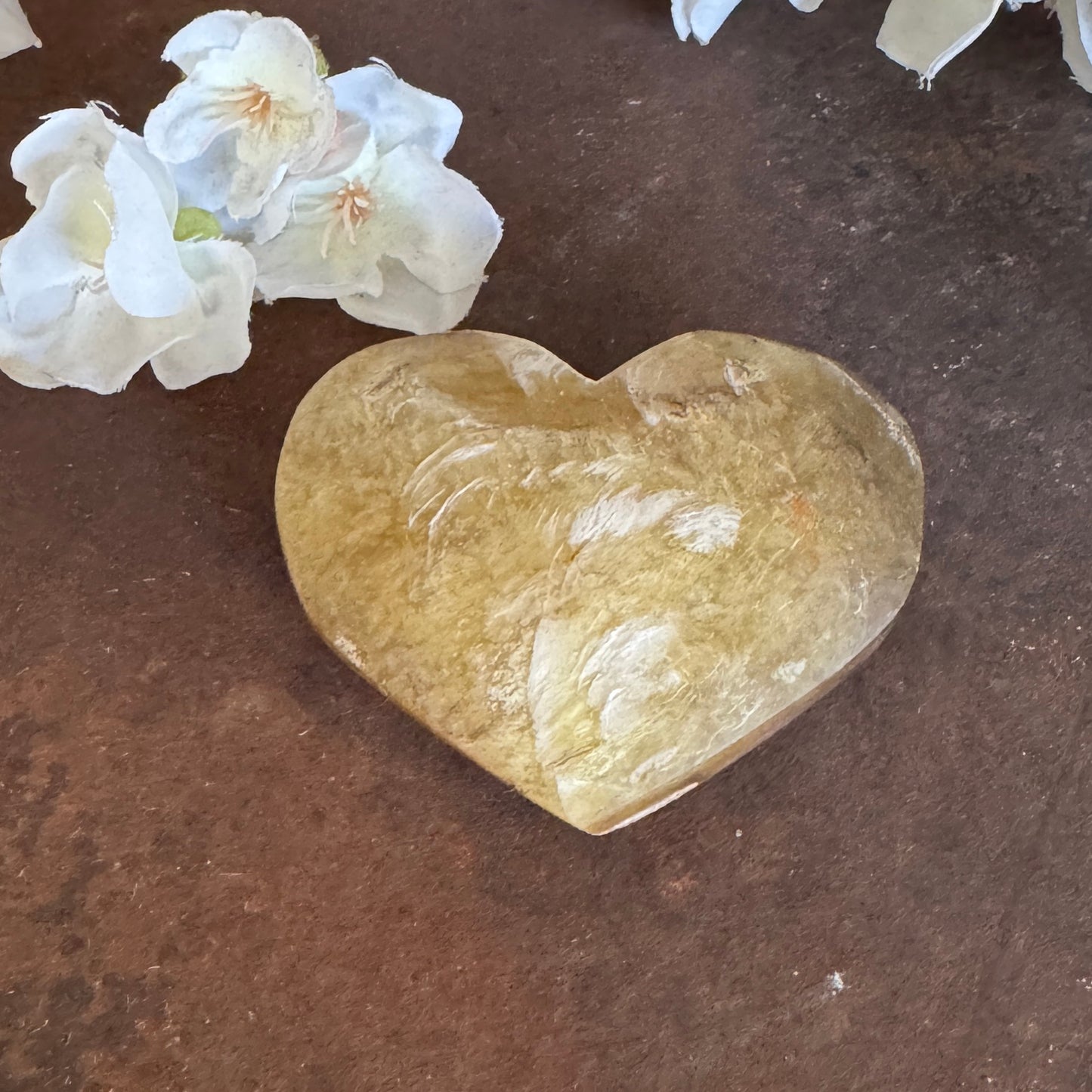 Golden Mica Crystal Hearts – Radiance, Confidence & Powerful Spiritual Healing Energy