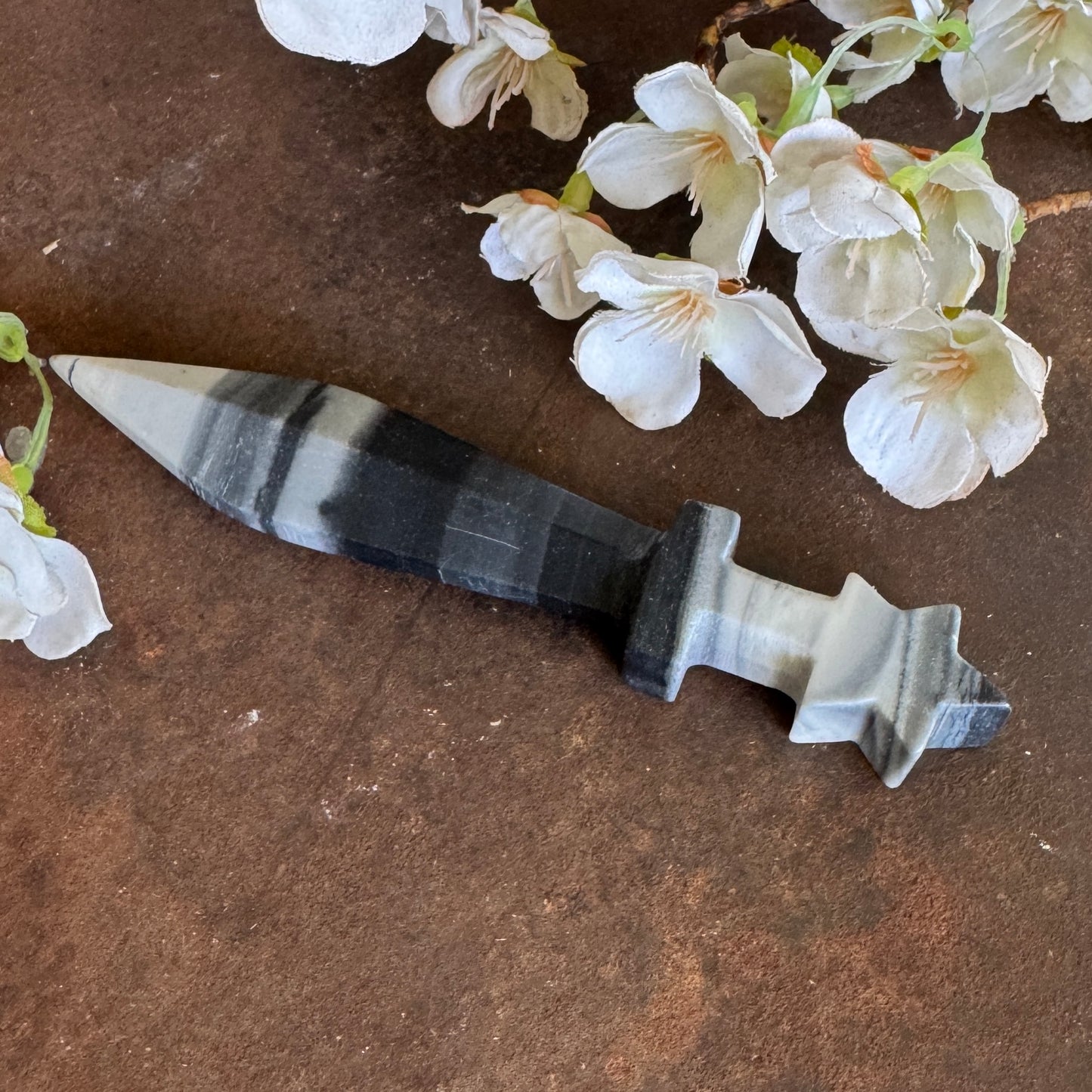 Taiji Crystal Athame – Sacred Energy Blade for Balance, Protection & Spiritual Power