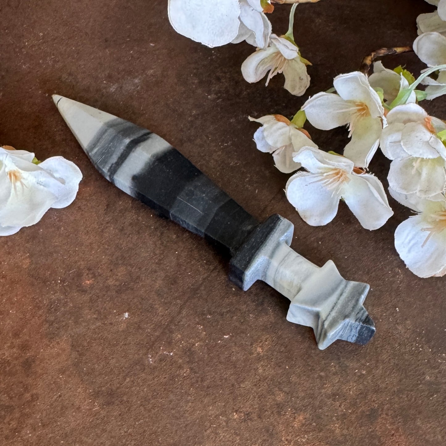 Taiji Crystal Athame – Sacred Energy Blade for Balance, Protection & Spiritual Power