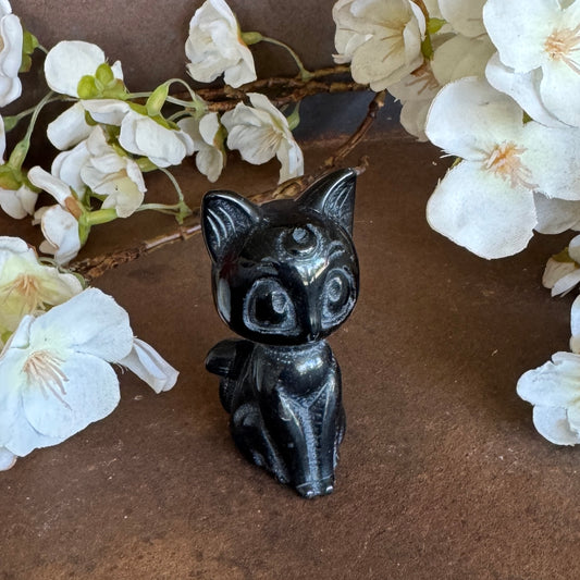 Black Obsidian Crystal Sailor Moon Cat – Protection, Intuition & Spiritual Strength