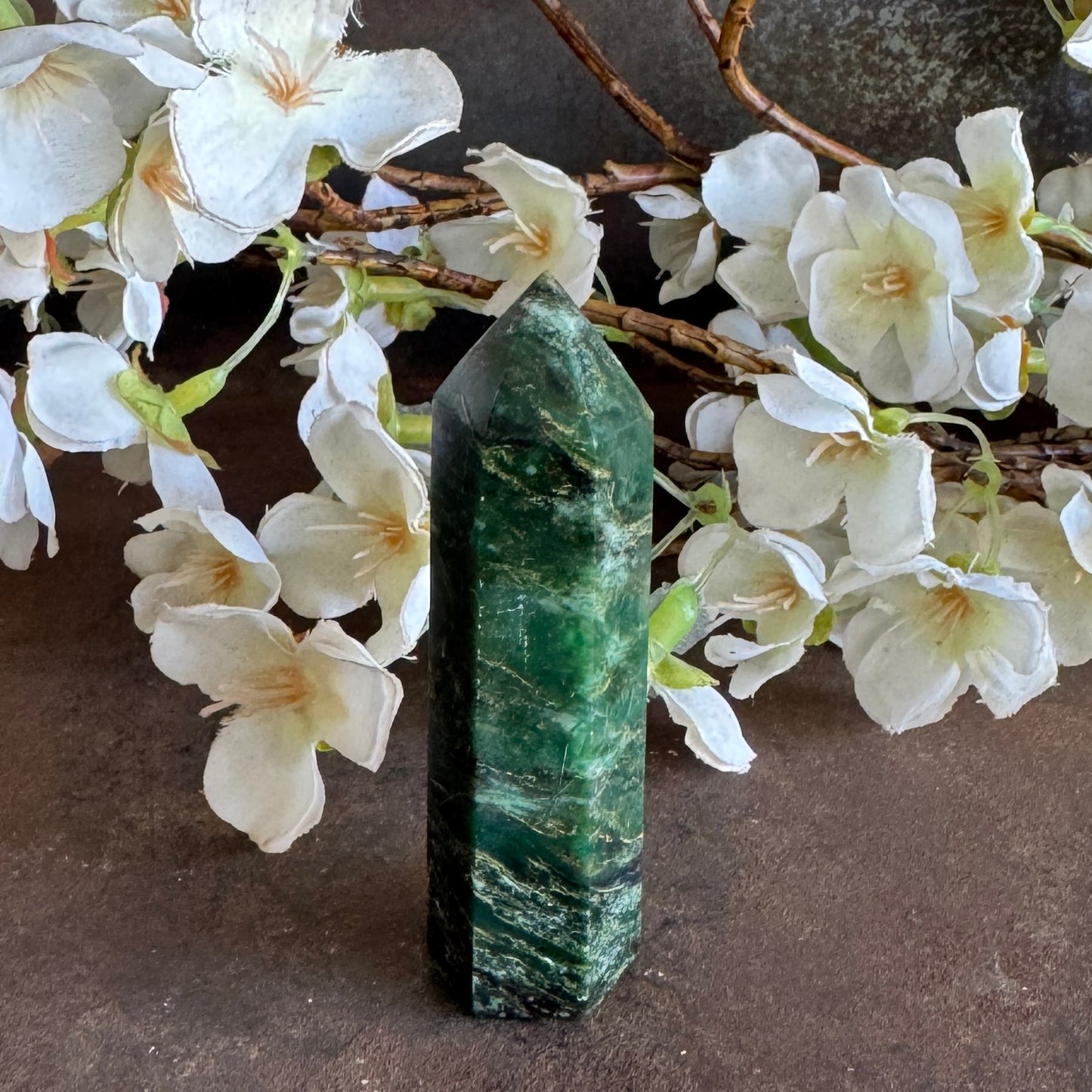 Emerald Tower – Heart Chakra Healing, Spiritual Growth & Abundance