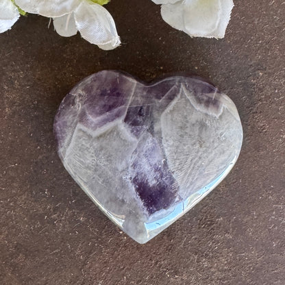 Chevron Amethyst Crystal Hearts – Emotional Healing, Grief Support & Spiritual Protection