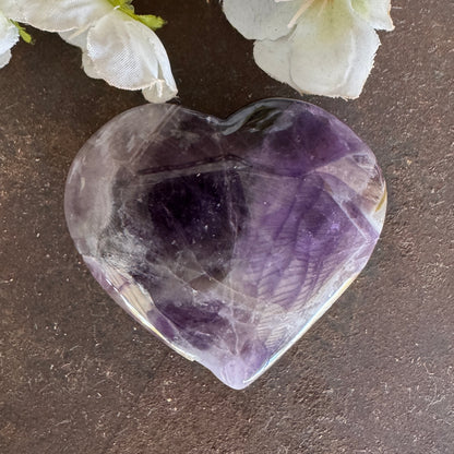 Chevron Amethyst Crystal Hearts – Emotional Healing, Grief Support & Spiritual Protection
