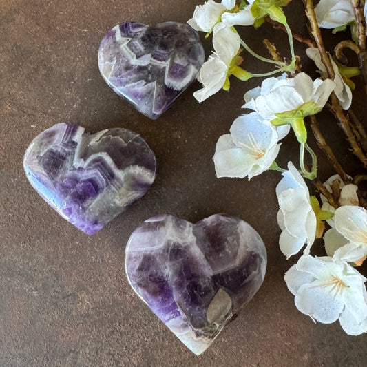 Chevron Amethyst Crystal Hearts – Spiritual Healing, Protection & Inner Peace