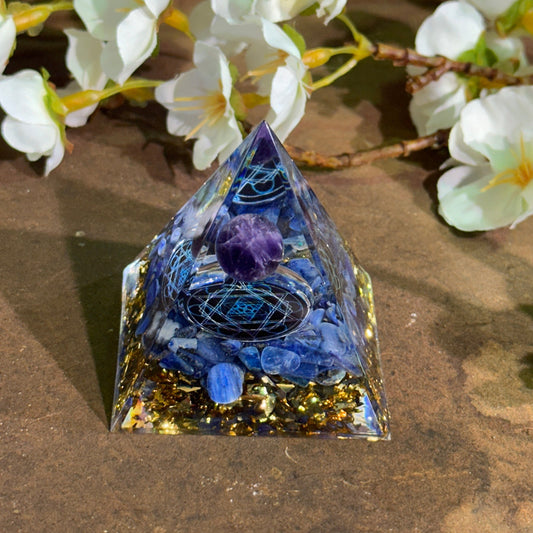 Orgonite Pyramid with Amethyst & Lapis Lazuli -  Spiritual Healing, Protection & Growth