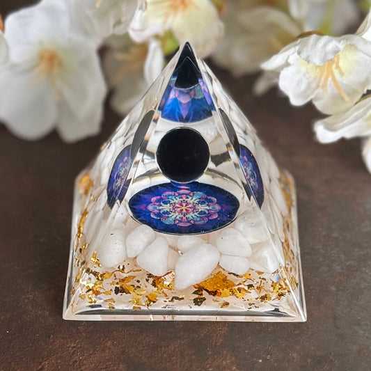 Orgonite Pyramid with Seashells, Black Obsidian Sphere & Flower of Life Mandala – Grounding, Protection & Spiritual Harmony