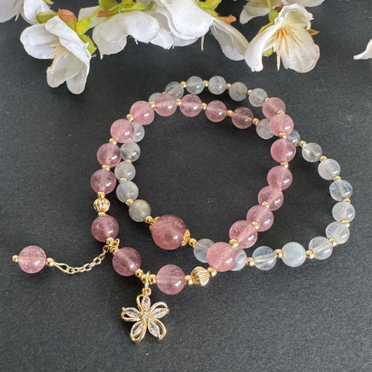 Strawberry Quartz & Labradorite Twist Bracelet with Flower Charm – Emotional Healing, Intuition & Spiritual Protection